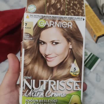 Garnier Saç Boyası Oksidan Kremin Kapağı Kapatılmamış