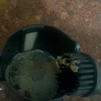 Karaca Hatır Küpü Sütlü Kahve Makinesi Dibine Sarıyor