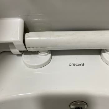 Creavit Klozet Kapağı Sıkıntısı