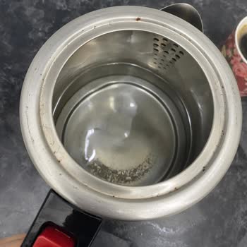 Arçelik K3283 Çay Makinesi Paslanıyor