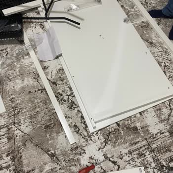 IKEA Masanın Vida Seti Çıkmadı Kargo İçerisinde