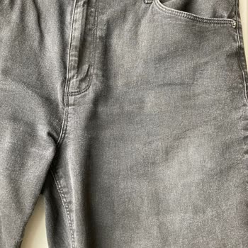 LCW Siyah Pantolon Birkaç Yıkama Sonrasında Soldu