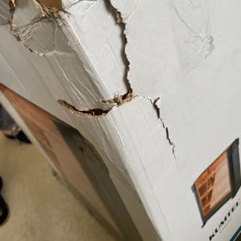 Kumtel Isıtıcımda Kargo Hasarı Ve Koruma Eksikliği