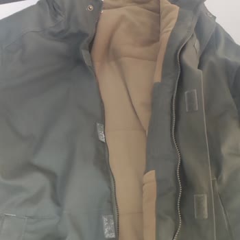 Decathlon Aşırı Kalitesiz Ürün, Her Yerinden Tüy Çıkıyor.