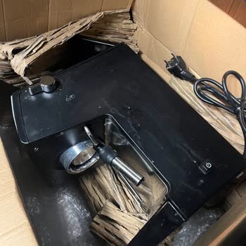 Media Markt Kahve Makinemi Garantiden Kırık Yolladı!