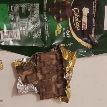 Ülker Rengi Ve Tadı Bozuk Çikolata