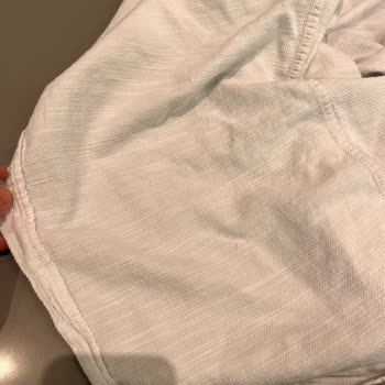 Mavi Markasından Alınan 7 Gömleğin 2 Tanesinin İp Atması