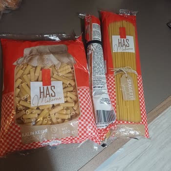 Oba Makarna Has Makarna Tadi Çok Kötü Ve Acıydı