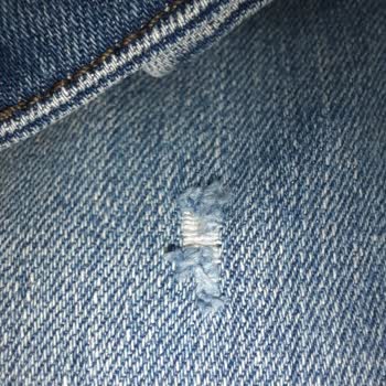 Mavi Jeans Firması Defolu Ürünleri Sorunsuz Diye Satıyor.