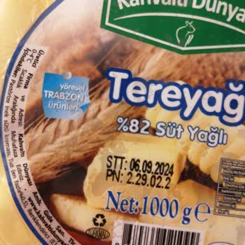 Kahvaltı Dünyası Tereyağları Renklendirici İçeriyor.