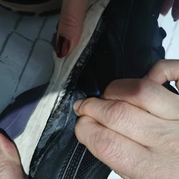 Puma Garanti Süresi Dolmamış Ayakkabı İçin Sorumluluk Almıyor
