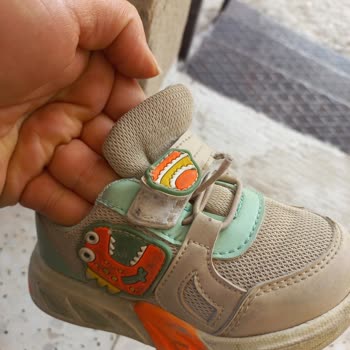 Fast Step Ayakkabı Cırtlarının Yapışkanlığını Kaybetmesi