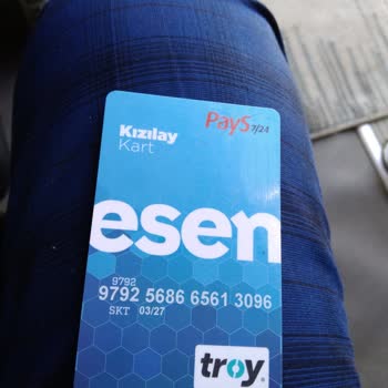 Türk Kızılay Mağdur Kadım Kartım Bilmediğim Nedenden Dolayı