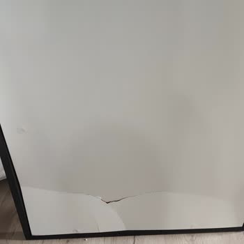 Çetmen Kırık Ve Hatalı Parça Teslim Ediyor Ve Oyalıyor