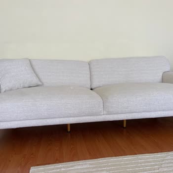 Doğtaş Koltuk Kalitesiz Ve Hasarlıydı. Çözümleri İse Fiyasko