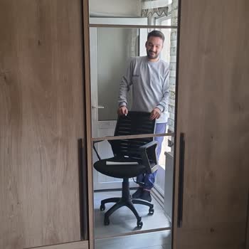 Divanev Divan Ve Helis Genç Odası. Tasarım Sorunu