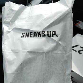 Sneaks Up Yüksek Fiyat Ve Kısa Kullanım Süresi: Ayakkabı Satın Alma Deneyimi