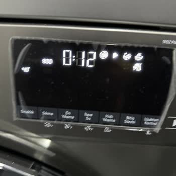 Arçelik Çamaşır Makinesi Duruyor