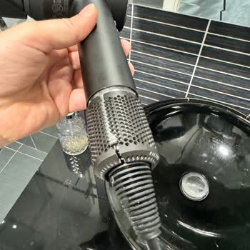 Dyson Saç Kurutma Makinesi