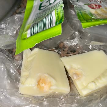 Teksüt Kaşar Peyniri İçerisinden Çıkanlar