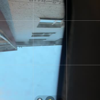 Renault Serviste Ön Cam Fitilleri Kırık!