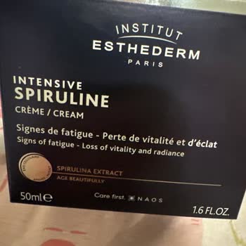 Institut Esthederm Cildim Kıpkırmızı: Esthederm Krem Tepkisi