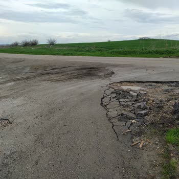 Uzunköprü Belediyesi Uzunköprü TOKİ Yolu Ve Araç Muayene İstasyonu Girişi