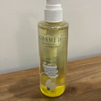 Cosmed Oil Cleanser Bozuk Sarı Renk Ürün