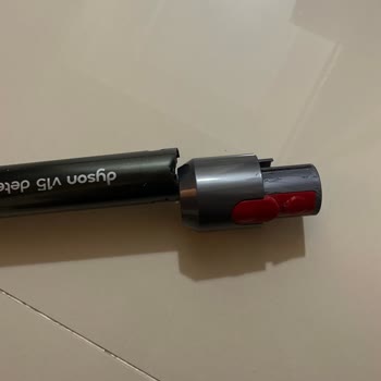 Dyson V15 Kablosuz Süpürge