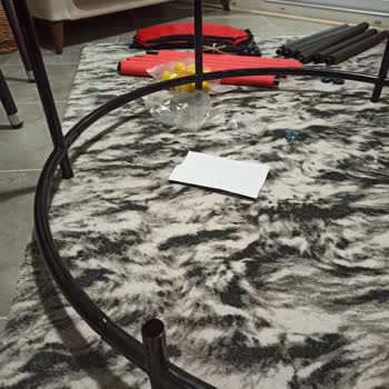 Clifton Spor'un Neredeyse Boş Malzemeyle Yolladığı Trambolin!