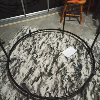 Clifton Spor'un Neredeyse Boş Malzemeyle Yolladığı Trambolin!