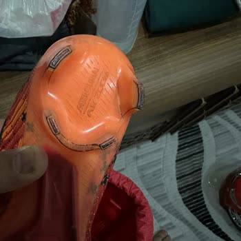 Nike Krampon 2. Giymede Yarıldı