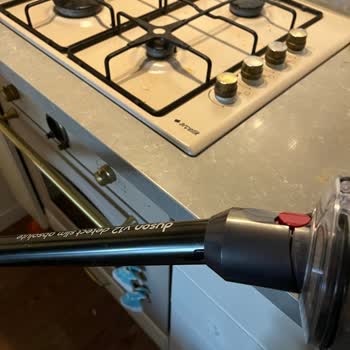 Dyson V12 Pipe Broken 2 Months Before, No Solutions