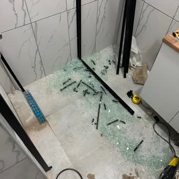 Durul Duşakabin Canımızdan Oluyorduk Üstüne Para İstiyorlar