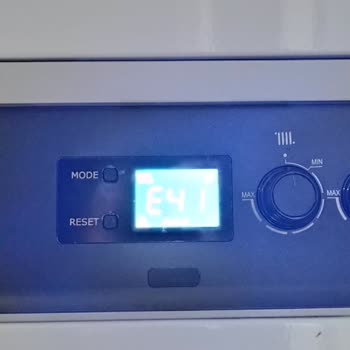 Warmhaus Kombi Arızası. İlk.