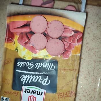 Maret Sosisten Poşet Parçası Çıktı