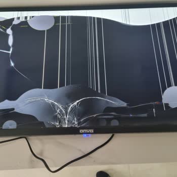 Trendyol Dan Aldığım TV Kırık Çıktı