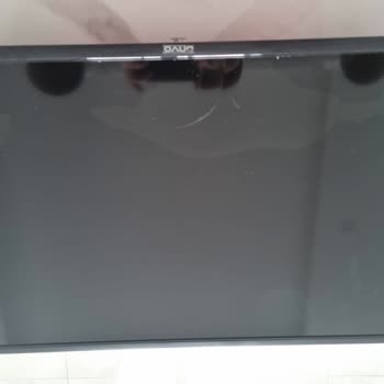 Trendyol Dan Aldığım TV Kırık Çıktı