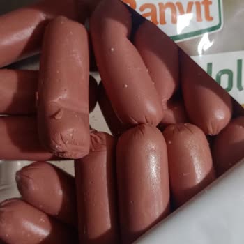 Banvit Küflü Sosis Satılmasına İzin Veriyor