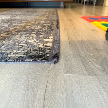 Royal Halı Fabrikasyon Yamuk Halısına Sahip Çıkmıyor