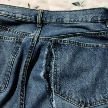 Mango Kot Pantolon 2. Giyişimde Yırtıldı