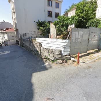 Beyoğlu Belediyesi Beyoğlu Hasköy'de Otopark Sorunu Ve Yolu İşgal Etme