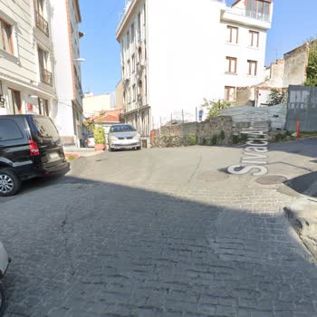 Beyoğlu Belediyesi Beyoğlu Hasköy'de Otopark Sorunu Ve Yolu İşgal Etme