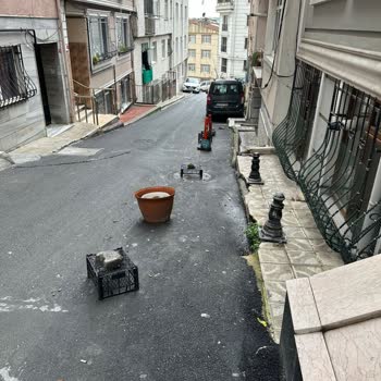 Beyoğlu Belediyesi Beyoğlu Hasköy'de Otopark Sorunu Ve Yolu İşgal Etme