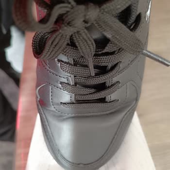 FLO Ayakkabı FLO Ya Yakışmadı