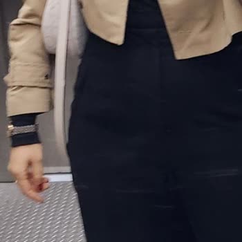 Sabit Akkaya Hair Stylist Ünlü Otelde Beklenenin Altında Röfle Deneyimi