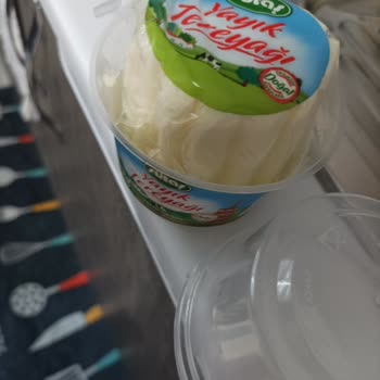 Ramazan'da Güvensizlik: Sütaş Tereyağında Kıl Buldum!