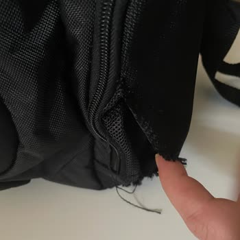 İdefix Yeni Çantamın İlk Kullanımda Yırtık Çıkması!