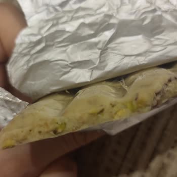 Nestle Baklavalı Çikolatada Beklenmedik Dokuya Rastladım!
