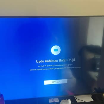 Samsung Ürününün Arkasında Dursun